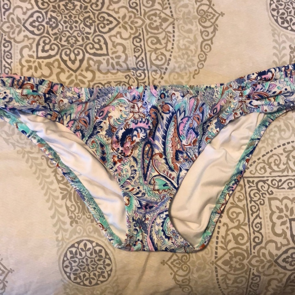 VS bikini bottoms